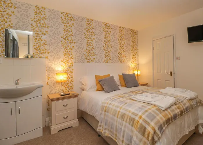 Hillcrest * Scarborough